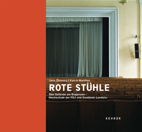 Rote Stühle