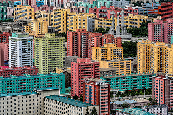 Tariq Zaidi COLLECTOR'S EDITION: North Korea. The People’s Paradise  Motiv: »Pyongyang City View« (2018)