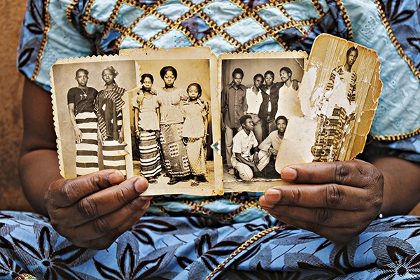 RENCONTRES DE BAMAKO BIENNALE AFRICAINE DE LA PHOTOGRAPHIE 10ème édition RARITÄT: Telling Time 
