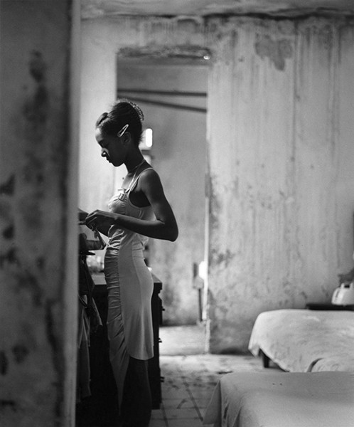 Anneke Wambaugh / Claire Garoutte Cuba. On a Given Day 