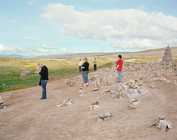 Inka Lindergård & Niclas Holmström Watching Humans Watching 