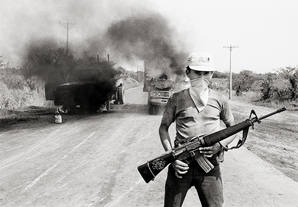 Robert Nickelsberg Legacy of Lies. El Salvador 1981–1984 