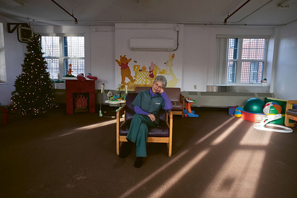 Sara Bennett Looking Inside Women with Life Sentences